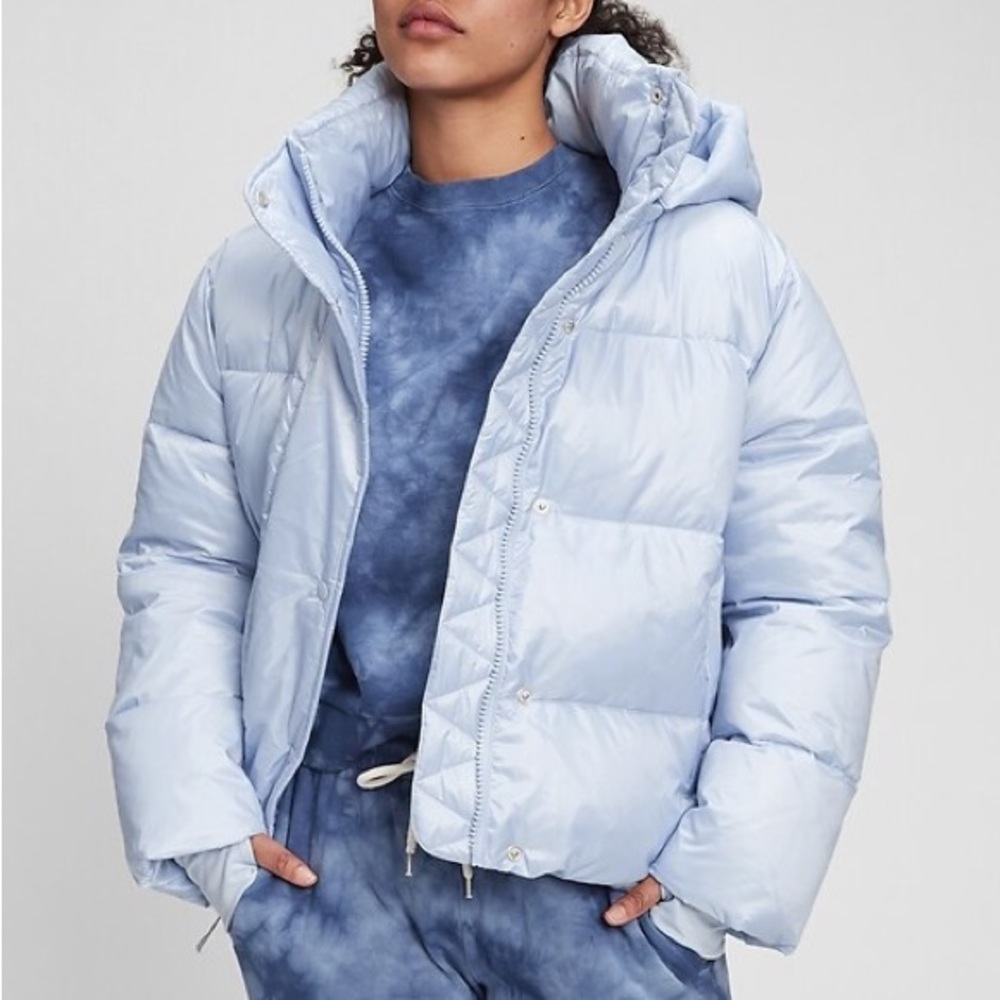 Gap 100% Recycled Polyester Heavyweight Cropped Puffer Jacket - Ice Blue